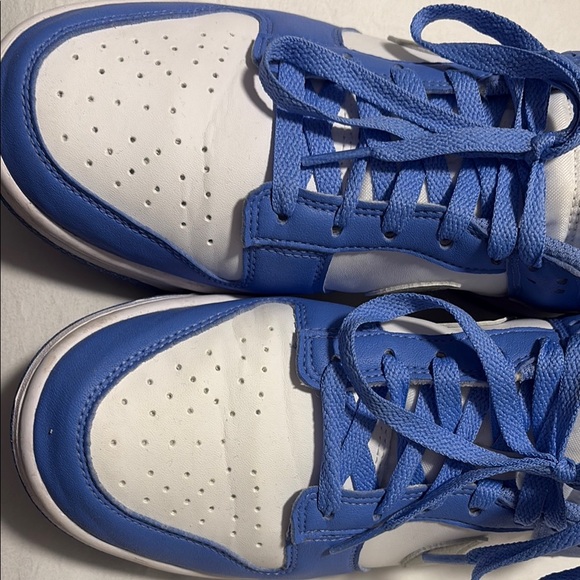 Nike low dunks Blue/violet and White Athletic Shoes - Picture 3 of 6